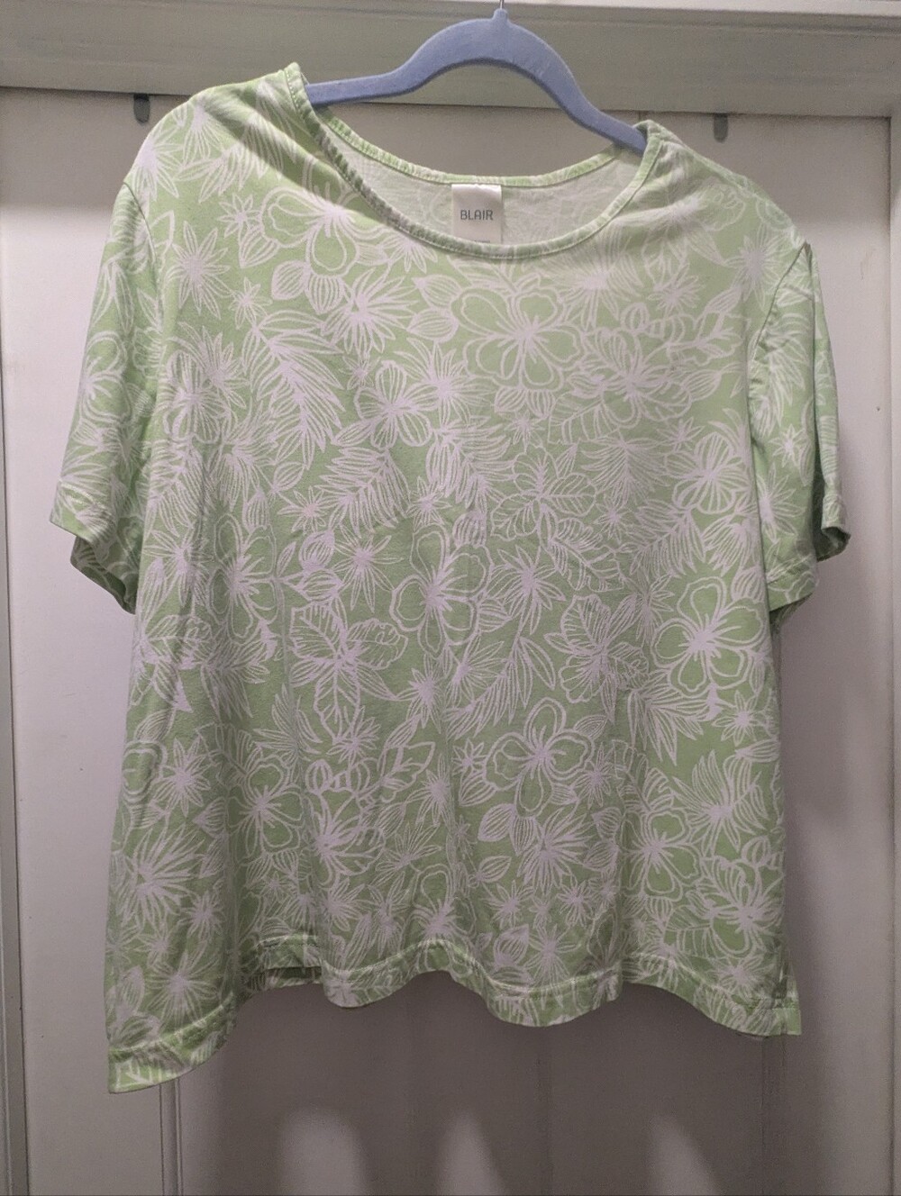 Blair Women's Light Green Floral Short-Sleeve Top